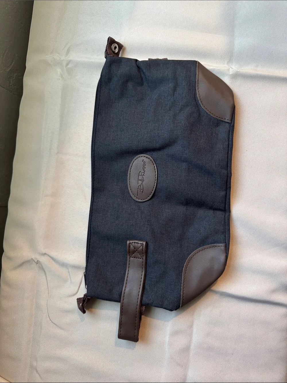 NWOT Bella Russo Travel Tote Bag & Toiletry Case Set Charcoal Grey Brown